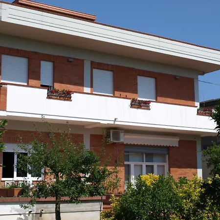 Big Sabaudia Apartment Exterior photo